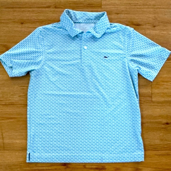 Vineyard Vines Boys Performance Fish Print Polo Shirt Size Small Blue White - Picture 1 of 4